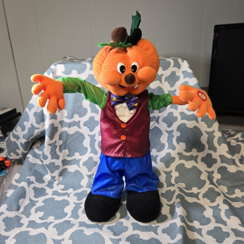 Vintage Kids of America corp Dancing/ Singing pumpkin Tested works